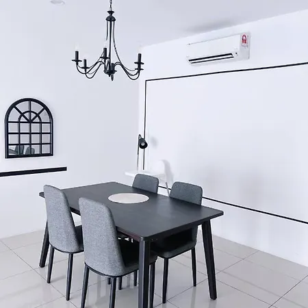 Manhanttan Ipoh Waterpark Homestay By Warmth Stay 4-7Pax 3Br Exterior photo